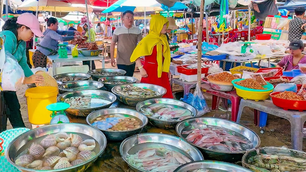 Chợ Hàm Tiến